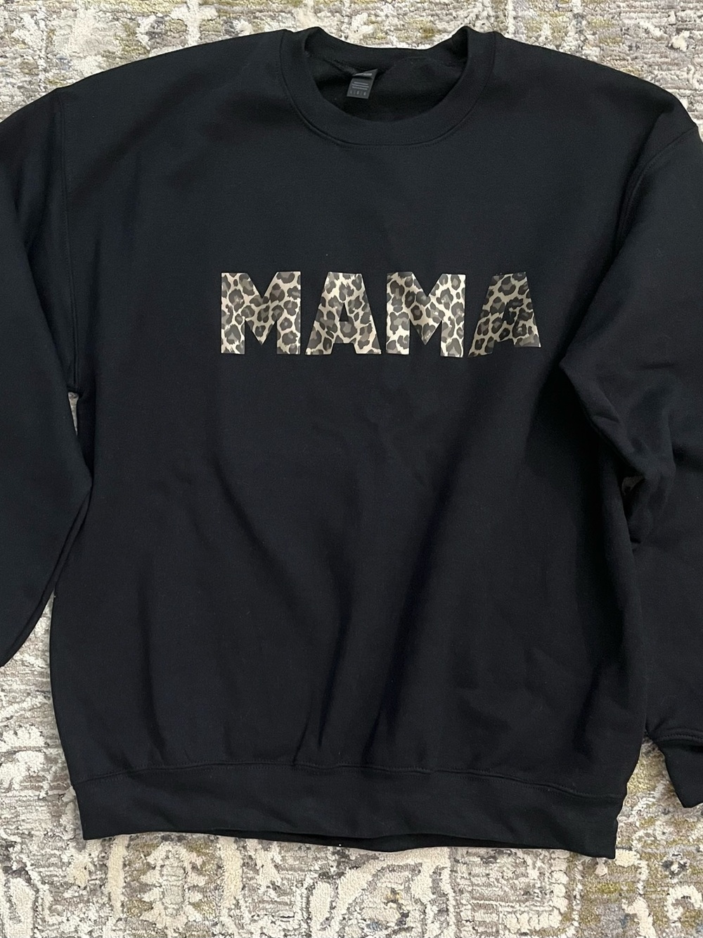 Black 'MAMA' Leopard Print Crewneck Sweatshirt